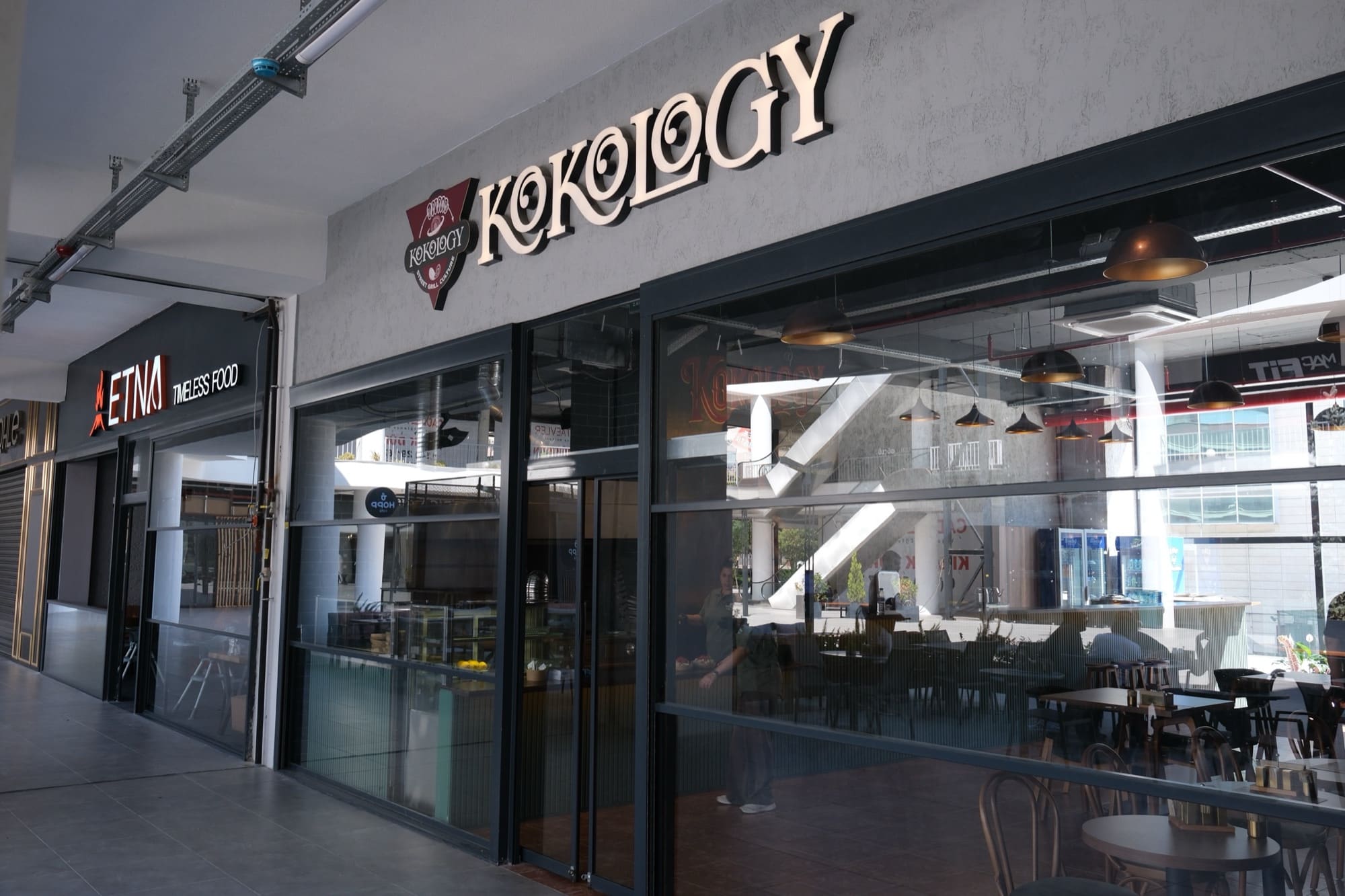 Kokology Ataevler mağaza girişi